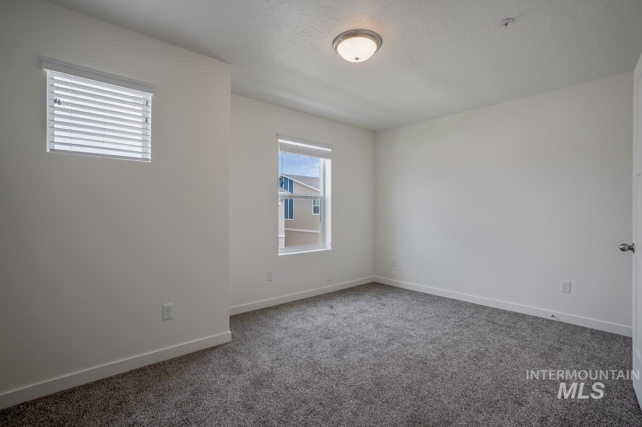 3710 N Centrepoint Way Bldg Q, Meridian, Idaho 83646, 3 Bedrooms, 2.5 Bathrooms, Residential Income For Sale, Price $1,195,000, 98991605