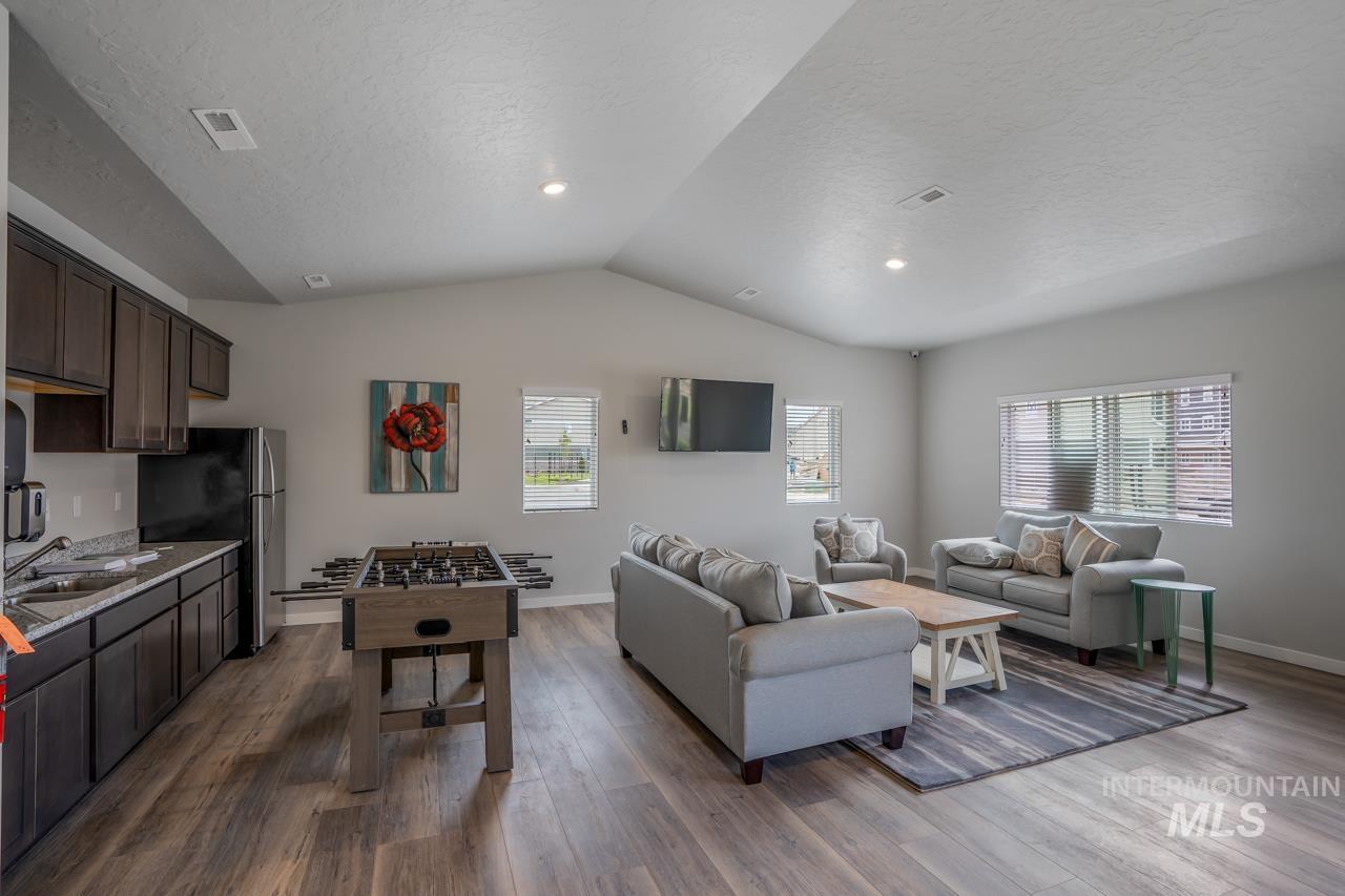 3710 N Centrepoint Way Bldg Q, Meridian, Idaho 83646, 3 Bedrooms, 2.5 Bathrooms, Residential Income For Sale, Price $1,195,000, 98991605