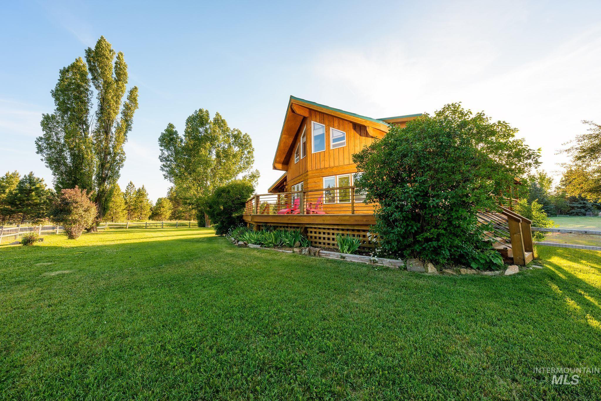 13947 Easy St, McCall, Idaho 83638, 3 Bedrooms, 2 Bathrooms, Residential For Sale, Price $946,000,MLS 98991606