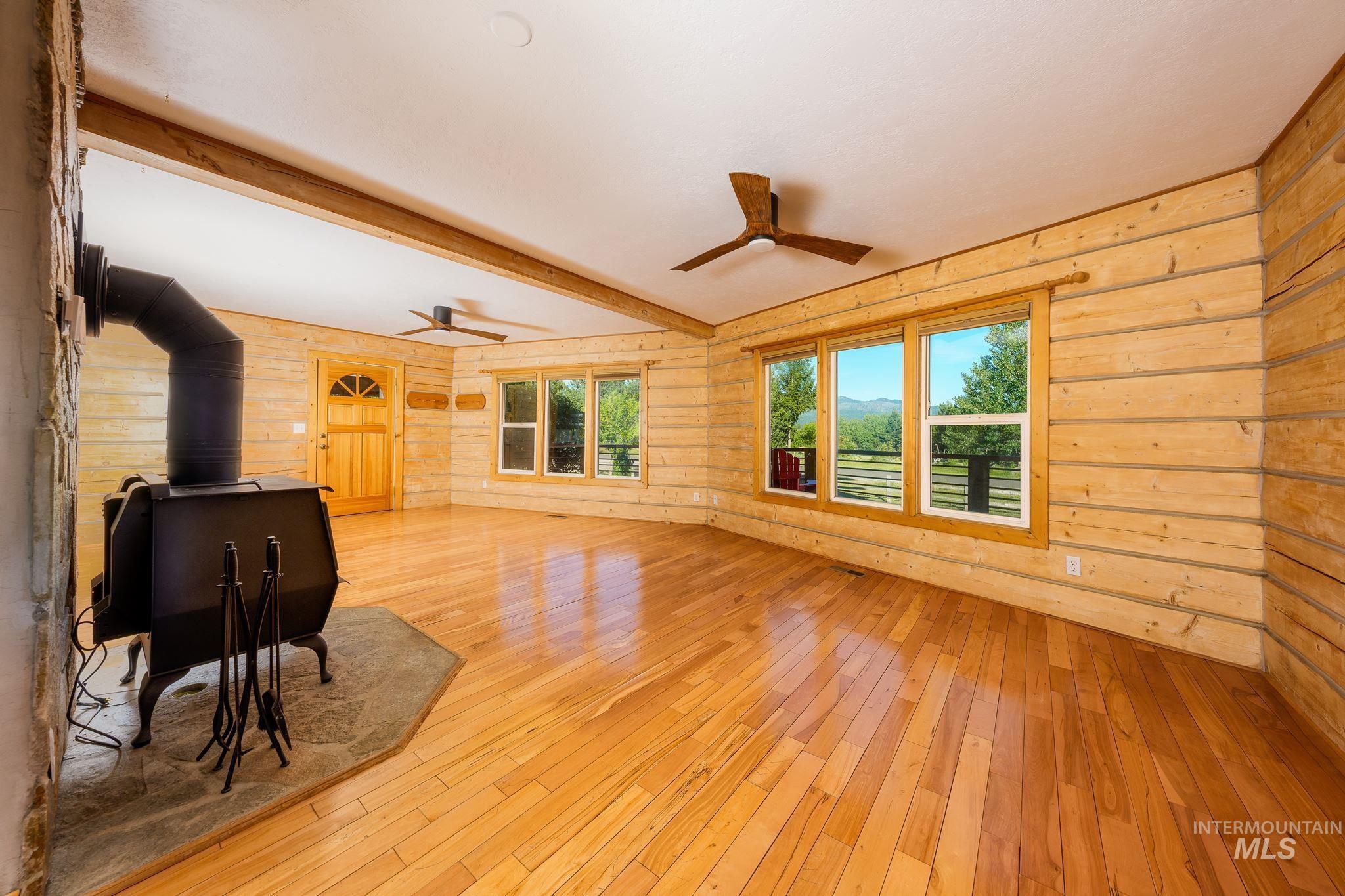 13947 Easy St, McCall, Idaho 83638, 3 Bedrooms, 2 Bathrooms, Residential For Sale, Price $946,000,MLS 98991606