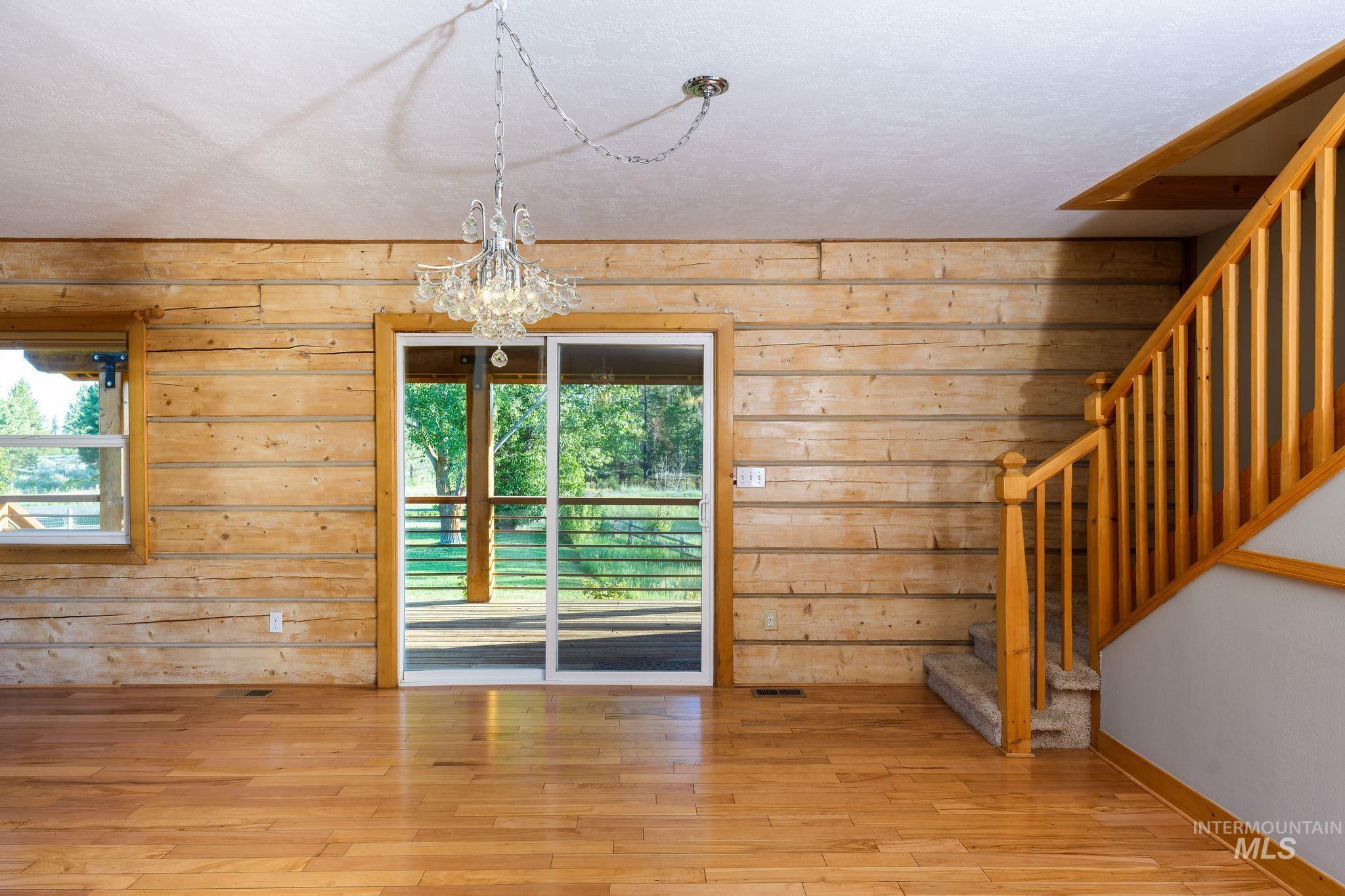 13947 Easy St, McCall, Idaho 83638, 3 Bedrooms, 2 Bathrooms, Residential For Sale, Price $946,000,MLS 98991606