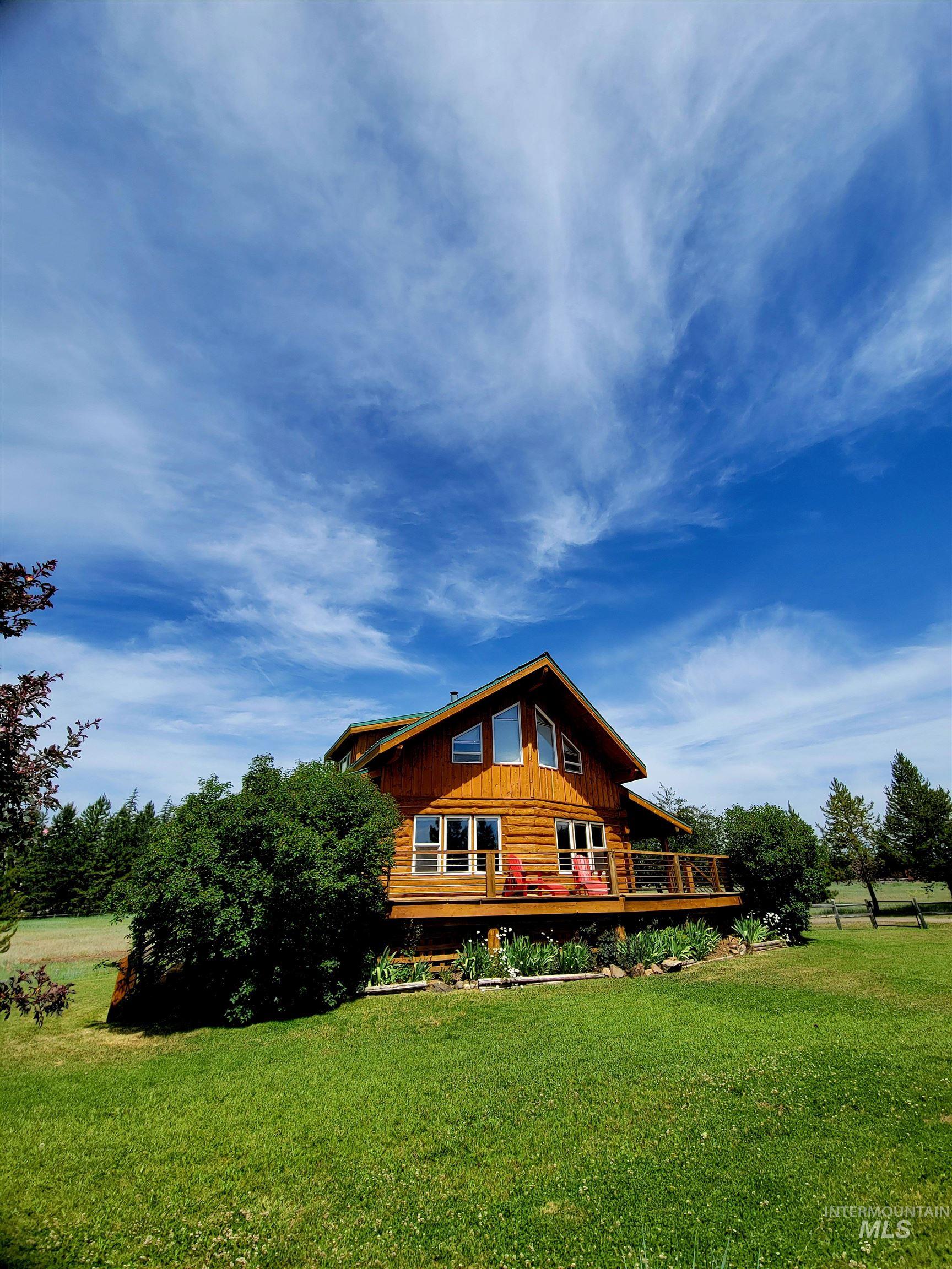 13947 Easy St, McCall, Idaho 83638, 3 Bedrooms, 2 Bathrooms, Residential For Sale, Price $946,000,MLS 98991606