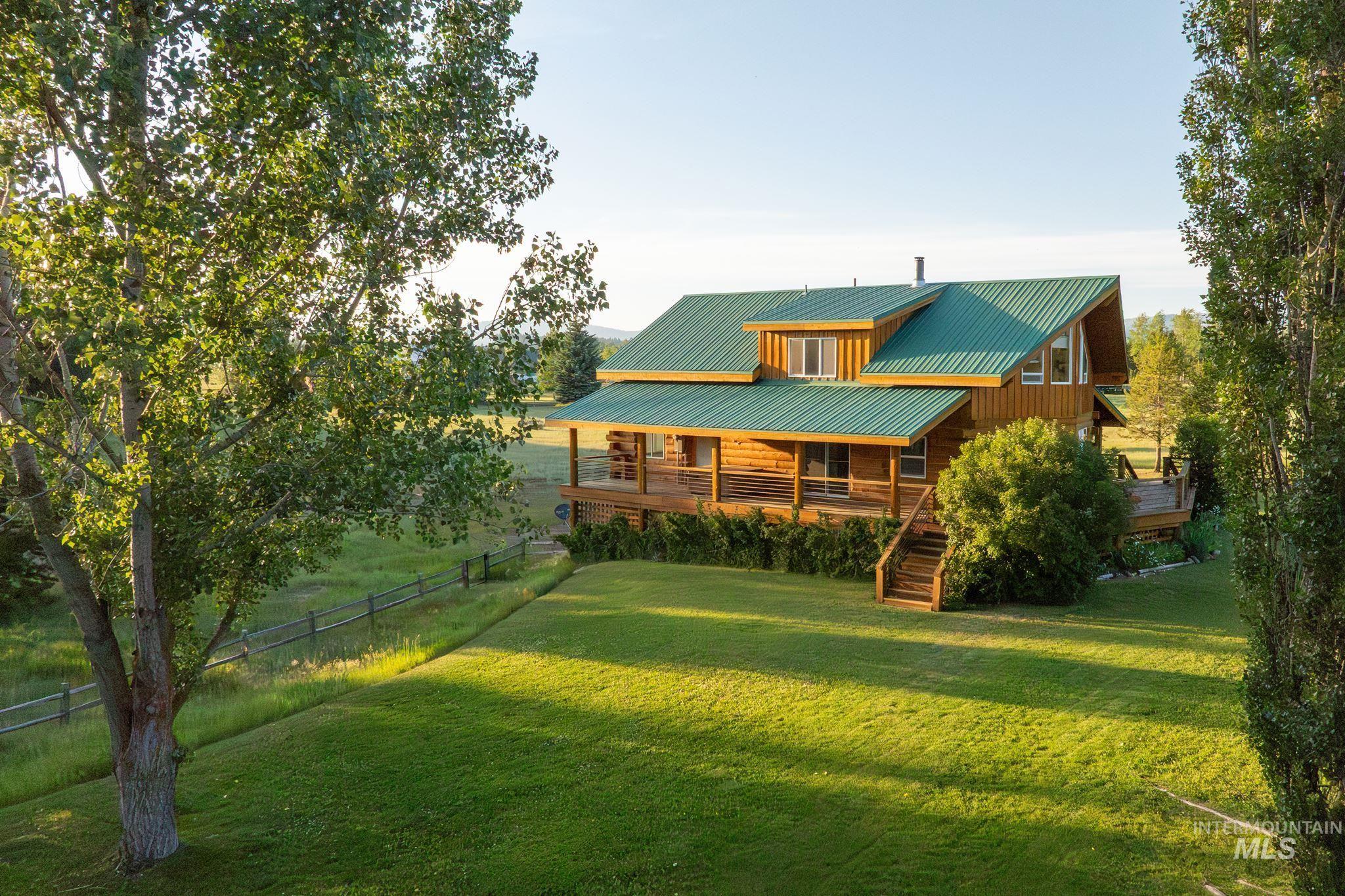 13947 Easy St, McCall, Idaho 83638, 3 Bedrooms, 2 Bathrooms, Residential For Sale, Price $946,000,MLS 98991606