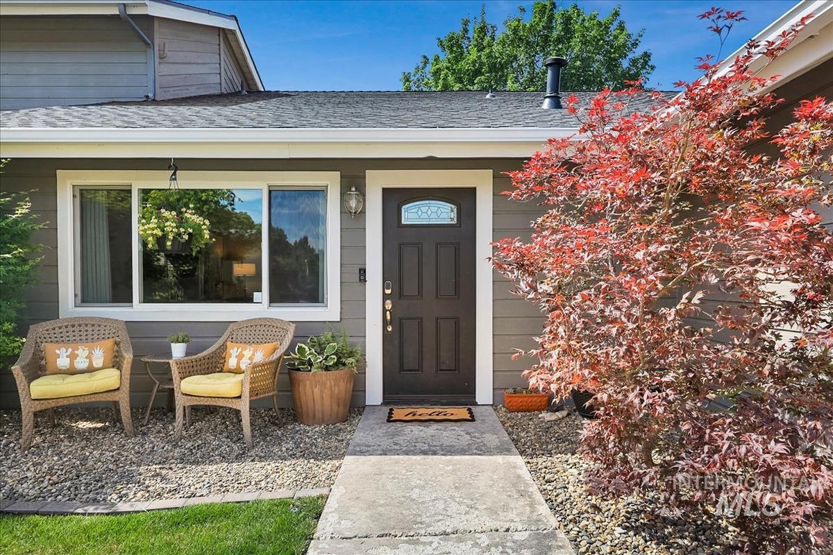 171 E Northview Dr, Eagle, Idaho 83616, 6 Bedrooms, 4 Bathrooms, Residential For Sale, Price $714,990,MLS 98991609
