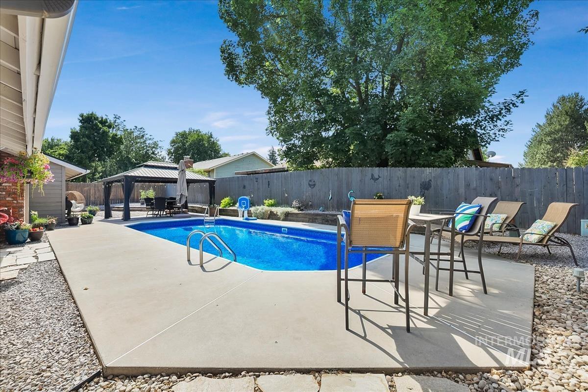 171 E Northview Dr, Eagle, Idaho 83616, 6 Bedrooms, 4 Bathrooms, Residential For Sale, Price $714,990,MLS 98991609