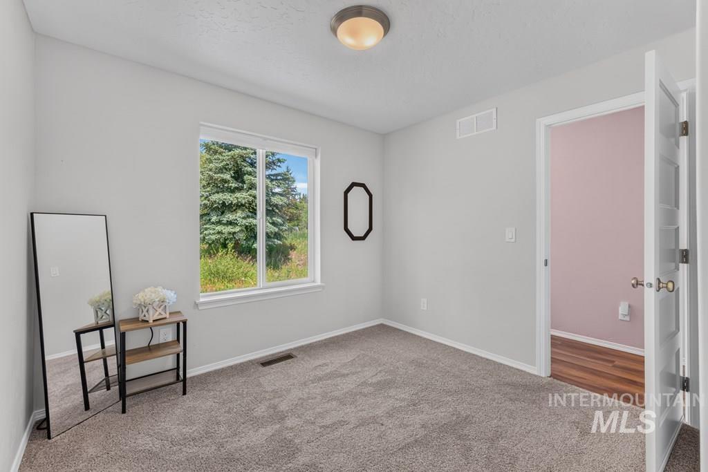 1023 Kaitlyn Loop, McCall, Idaho 83638, 3 Bedrooms, 2 Bathrooms, Residential For Sale, Price $749,000,MLS 98991611