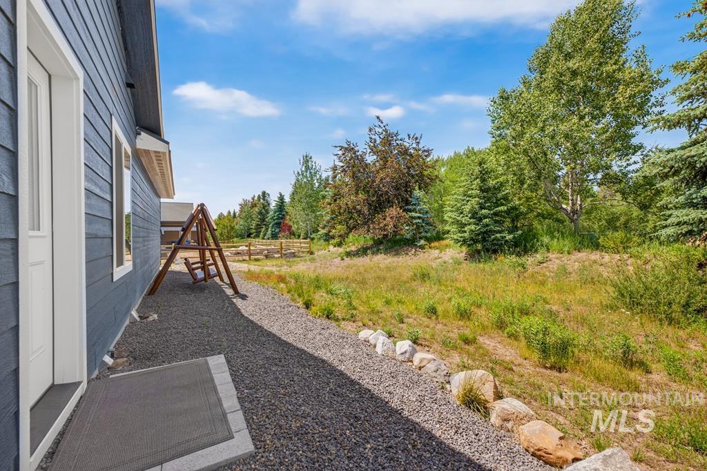 1023 Kaitlyn Loop, McCall, Idaho 83638, 3 Bedrooms, 2 Bathrooms, Residential For Sale, Price $749,000,MLS 98991611