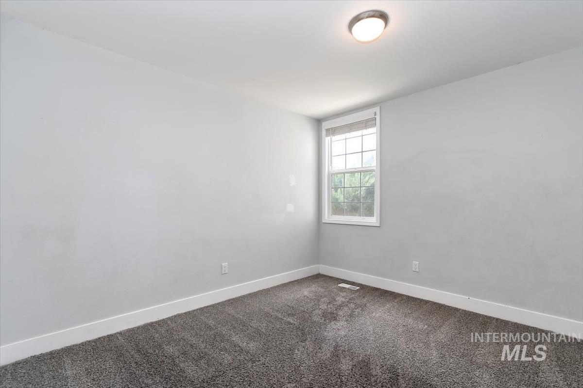 1344 N Crestmont Dr, Meridian, Idaho 83642, 4 Bedrooms, 3 Bathrooms, Residential For Sale, Price $517,000,MLS 98991612