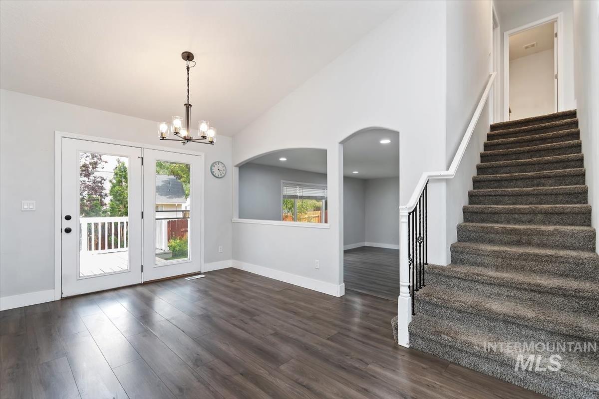 1344 N Crestmont Dr, Meridian, Idaho 83642, 4 Bedrooms, 3 Bathrooms, Residential For Sale, Price $517,000,MLS 98991612