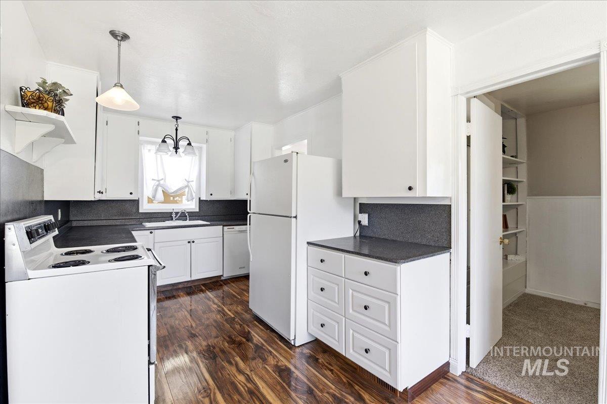 5519 W Grover Street, Boise, Idaho 83705, 3 Bedrooms, 1 Bathroom, Residential For Sale, Price $424,000,MLS 98991613