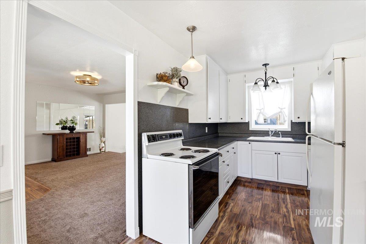 5519 W Grover Street, Boise, Idaho 83705, 3 Bedrooms, 1 Bathroom, Residential For Sale, Price $424,000,MLS 98991613