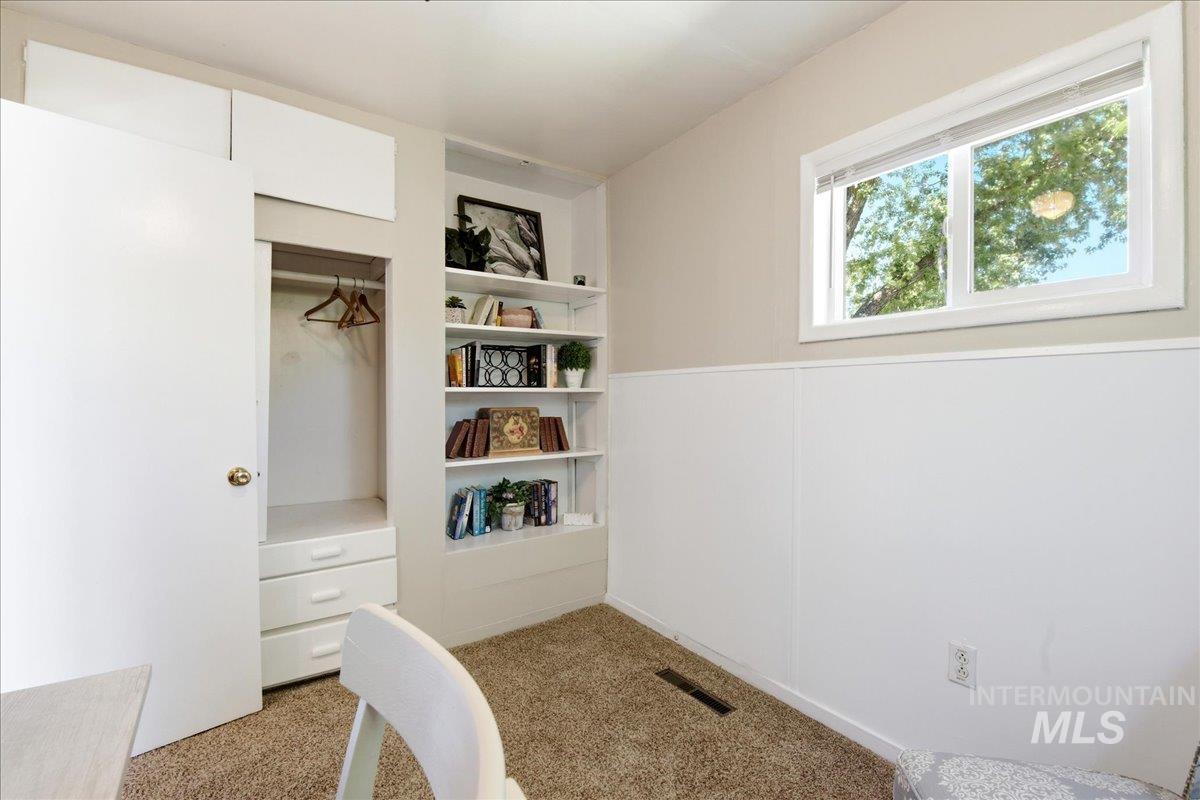 5519 W Grover Street, Boise, Idaho 83705, 3 Bedrooms, 1 Bathroom, Residential For Sale, Price $424,000,MLS 98991613