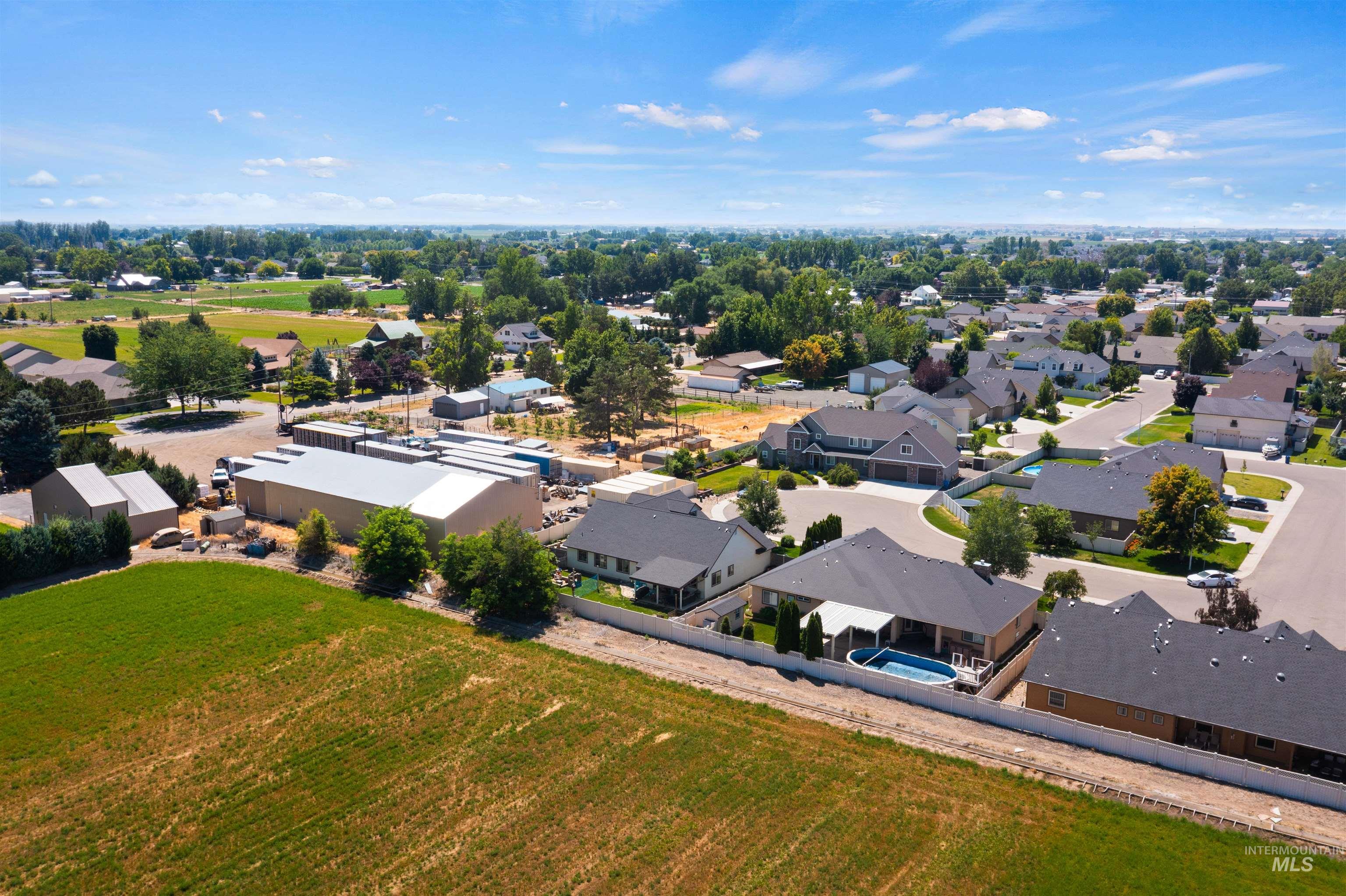 1877 Walnut Ave, Fruitland, Idaho 83619, 3 Bedrooms, 2 Bathrooms, Residential For Sale, Price $469,000,MLS 98991614