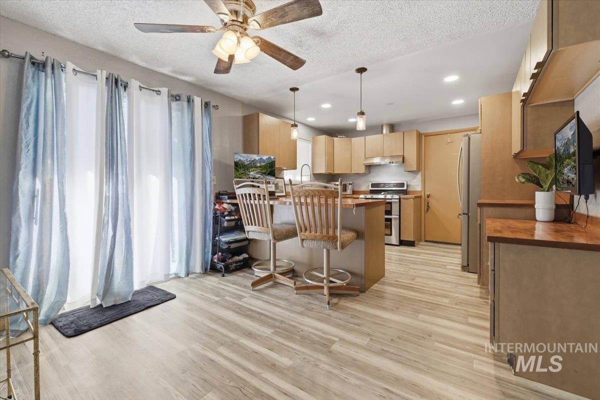 8734 Austin, Garden City, Idaho 83714, 3 Bedrooms, 1 Bathroom, Residential For Sale, Price $390,000,MLS 98991615