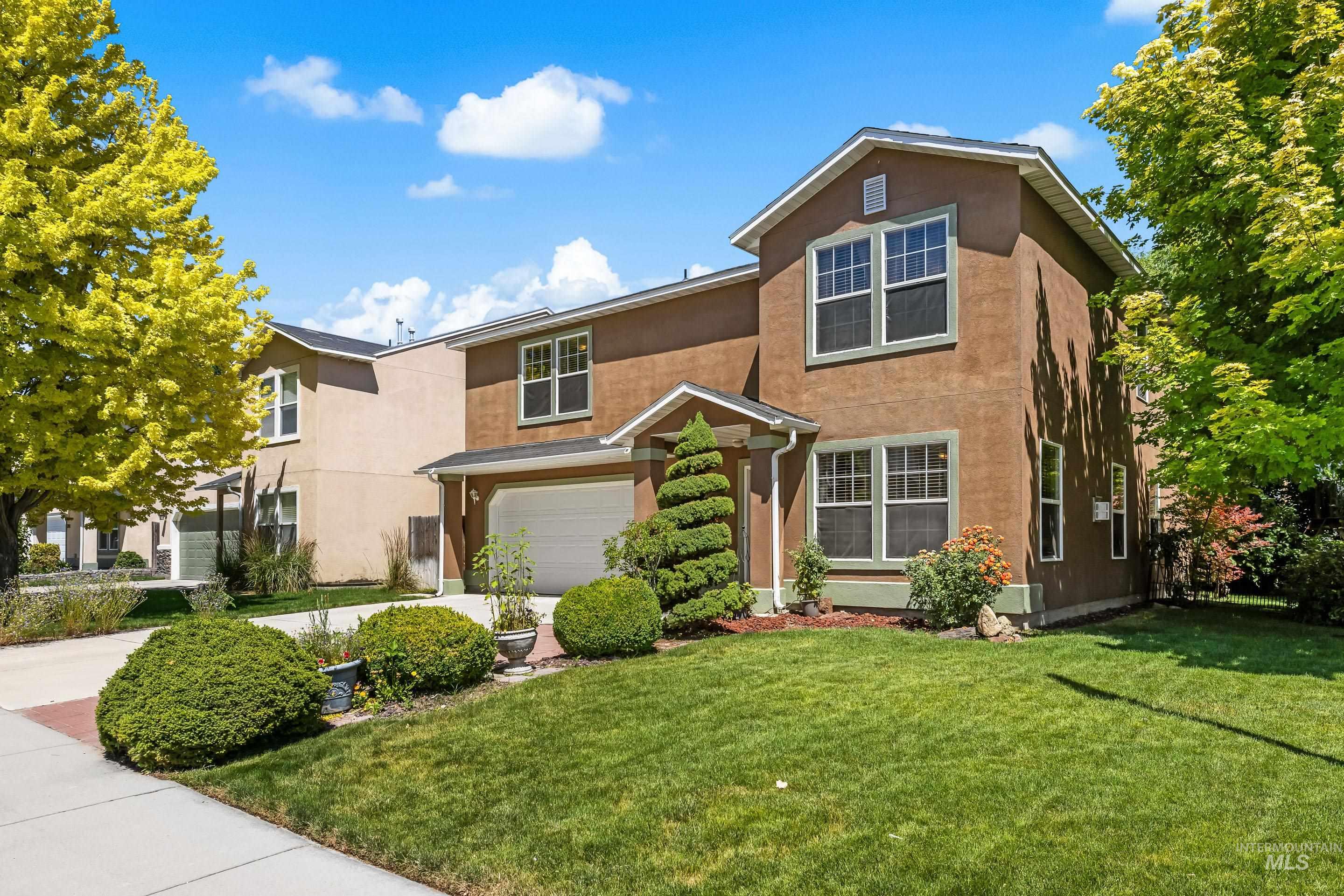 3209 Central Park Ct, Caldwell, Idaho 83605, 3 Bedrooms, 2.5 Bathrooms, Residential For Sale, Price $395,000,MLS 98991617