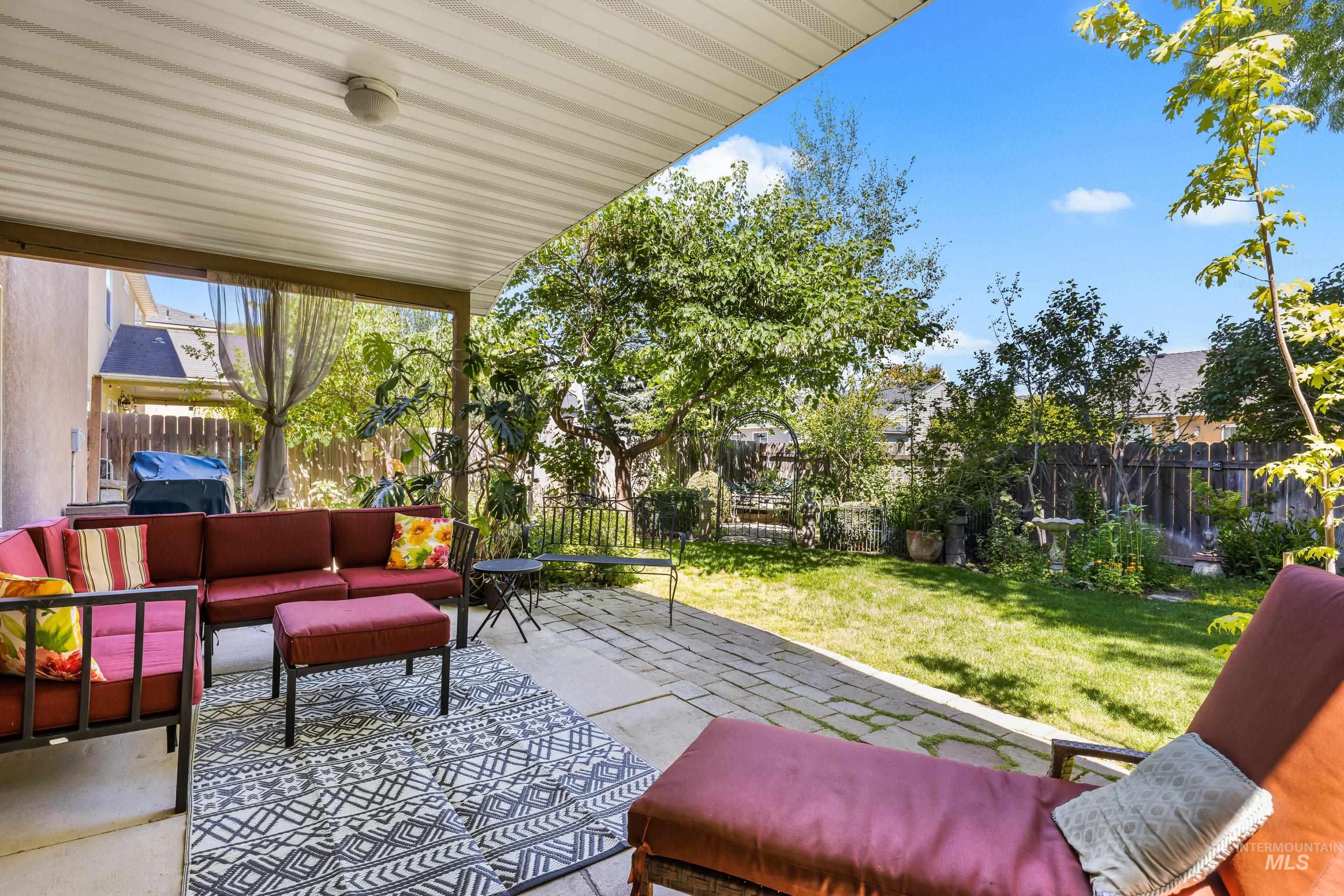 3209 Central Park Ct, Caldwell, Idaho 83605, 3 Bedrooms, 2.5 Bathrooms, Residential For Sale, Price $395,000,MLS 98991617