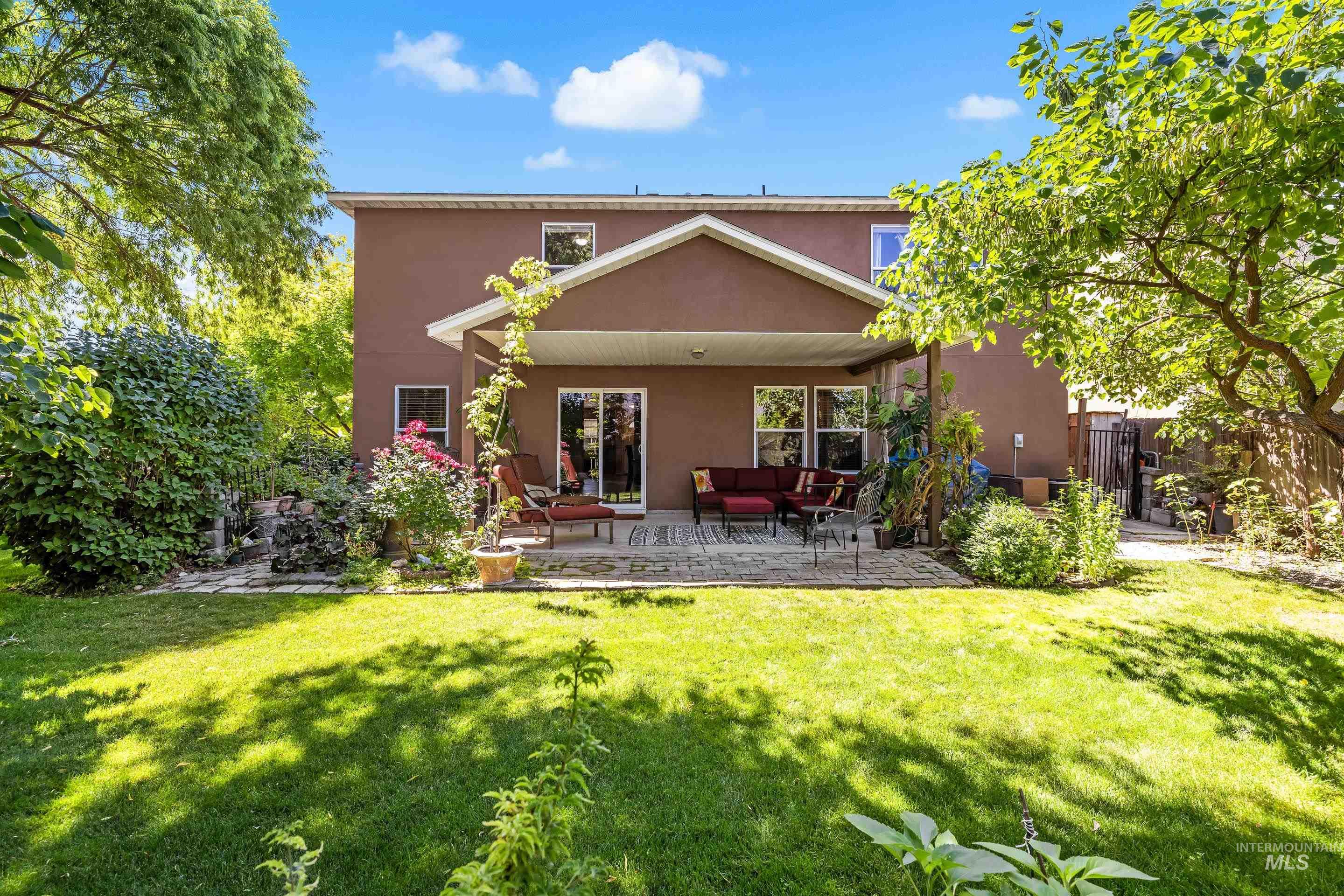 3209 Central Park Ct, Caldwell, Idaho 83605, 3 Bedrooms, 2.5 Bathrooms, Residential For Sale, Price $395,000,MLS 98991617