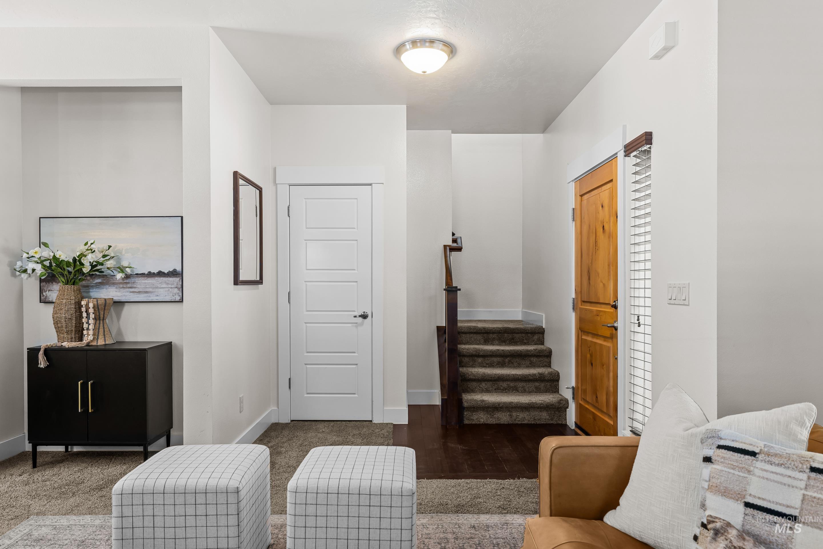 3124 S Skene Ave, Boise, Idaho 83705, 3 Bedrooms, 2.5 Bathrooms, Residential For Sale, Price $499,000,MLS 98991619