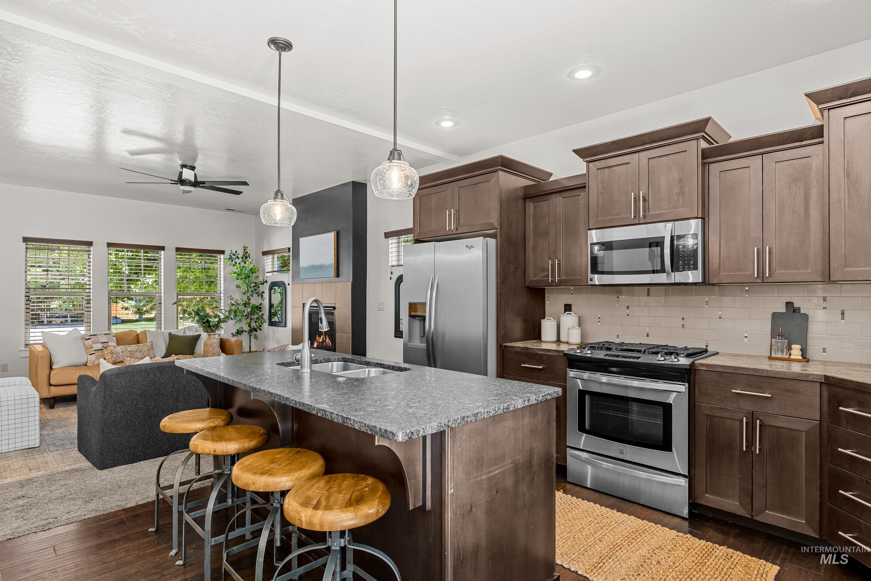 3124 S Skene Ave, Boise, Idaho 83705, 3 Bedrooms, 2.5 Bathrooms, Residential For Sale, Price $499,000,MLS 98991619