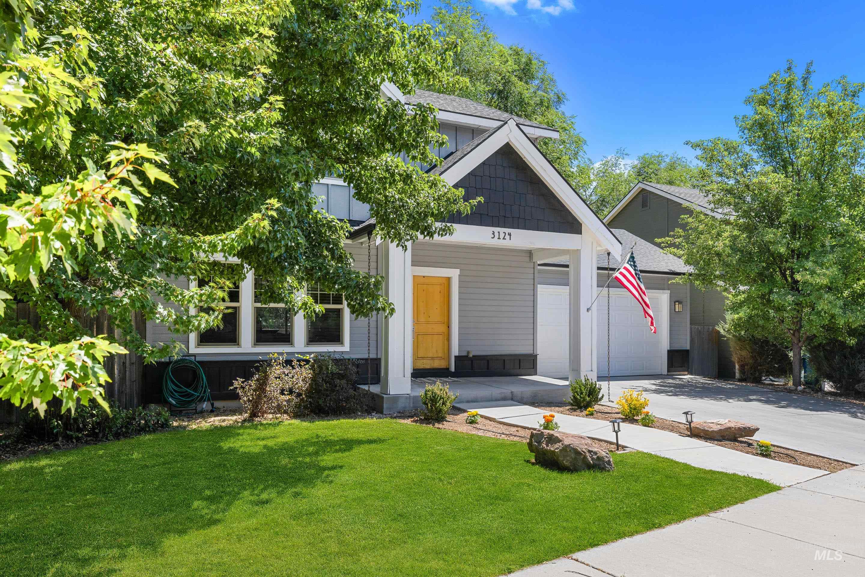 3124 S Skene Ave, Boise, Idaho 83705, 3 Bedrooms, 2.5 Bathrooms, Residential For Sale, Price $499,000,MLS 98991619