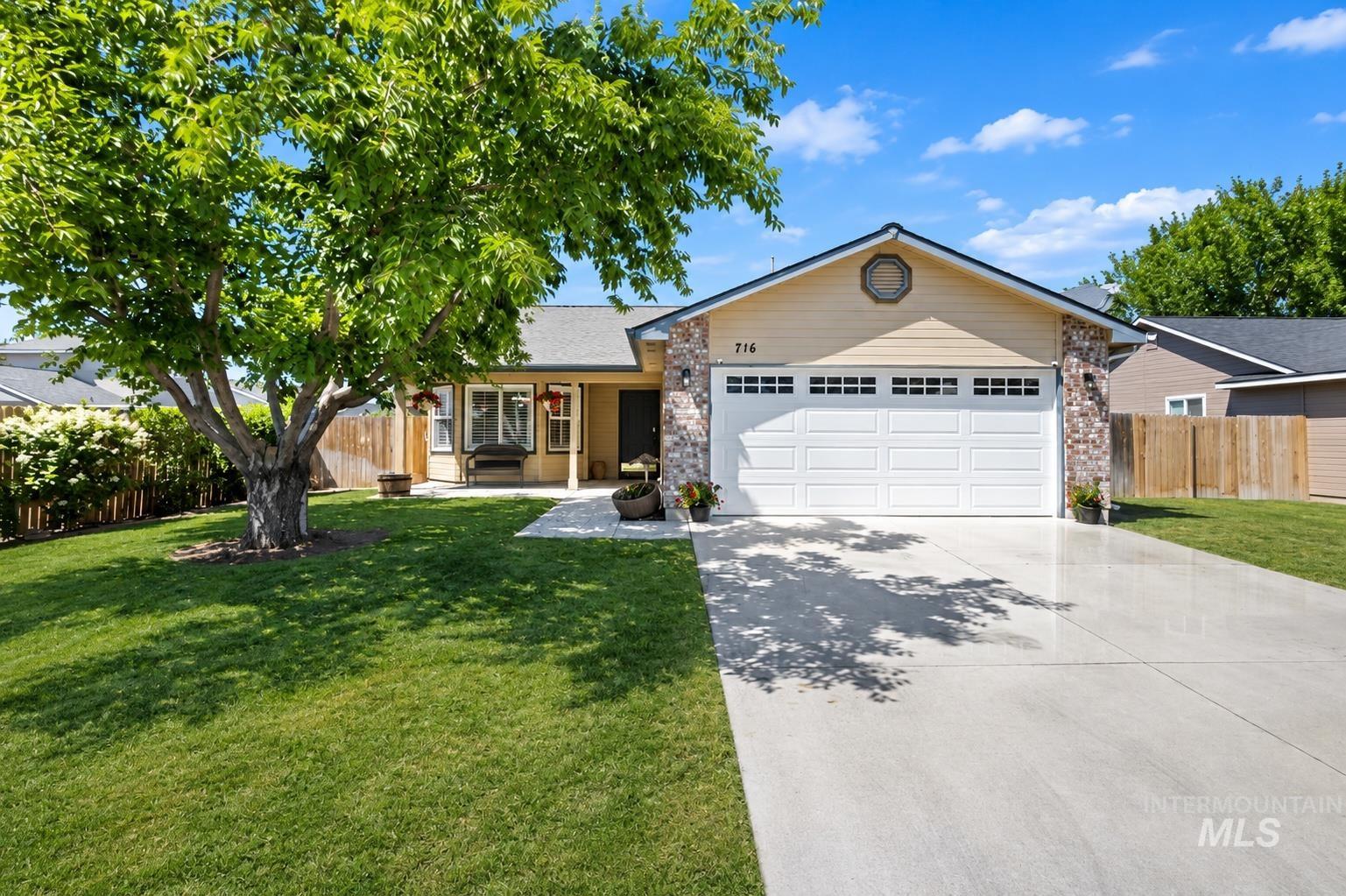 716 Teton Dr., Nampa, Idaho 83686, 3 Bedrooms, 2 Bathrooms, Residential For Sale, Price $399,000,MLS 98991620