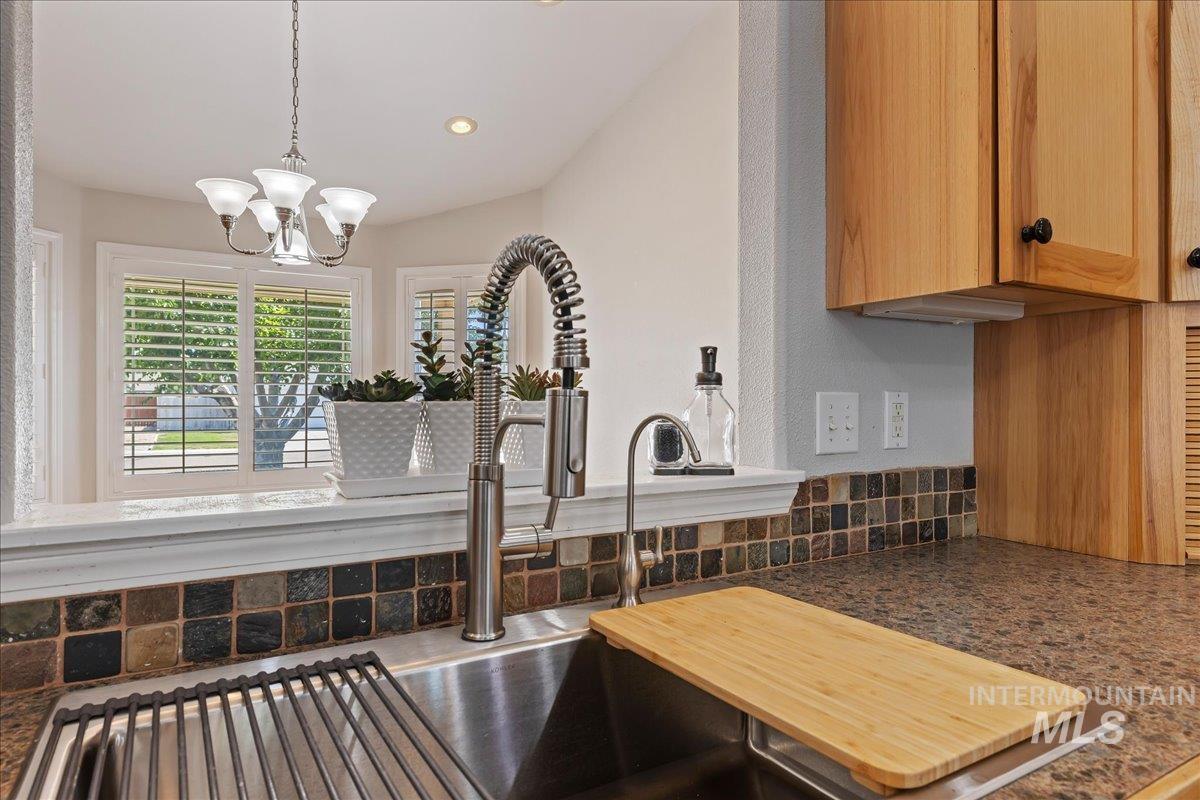 716 Teton Dr., Nampa, Idaho 83686, 3 Bedrooms, 2 Bathrooms, Residential For Sale, Price $399,000,MLS 98991620