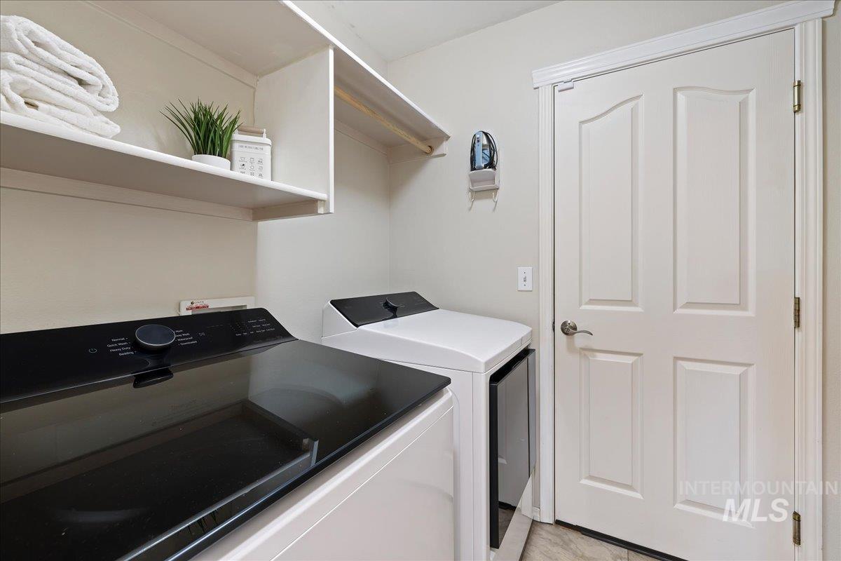 716 Teton Dr., Nampa, Idaho 83686, 3 Bedrooms, 2 Bathrooms, Residential For Sale, Price $399,000,MLS 98991620