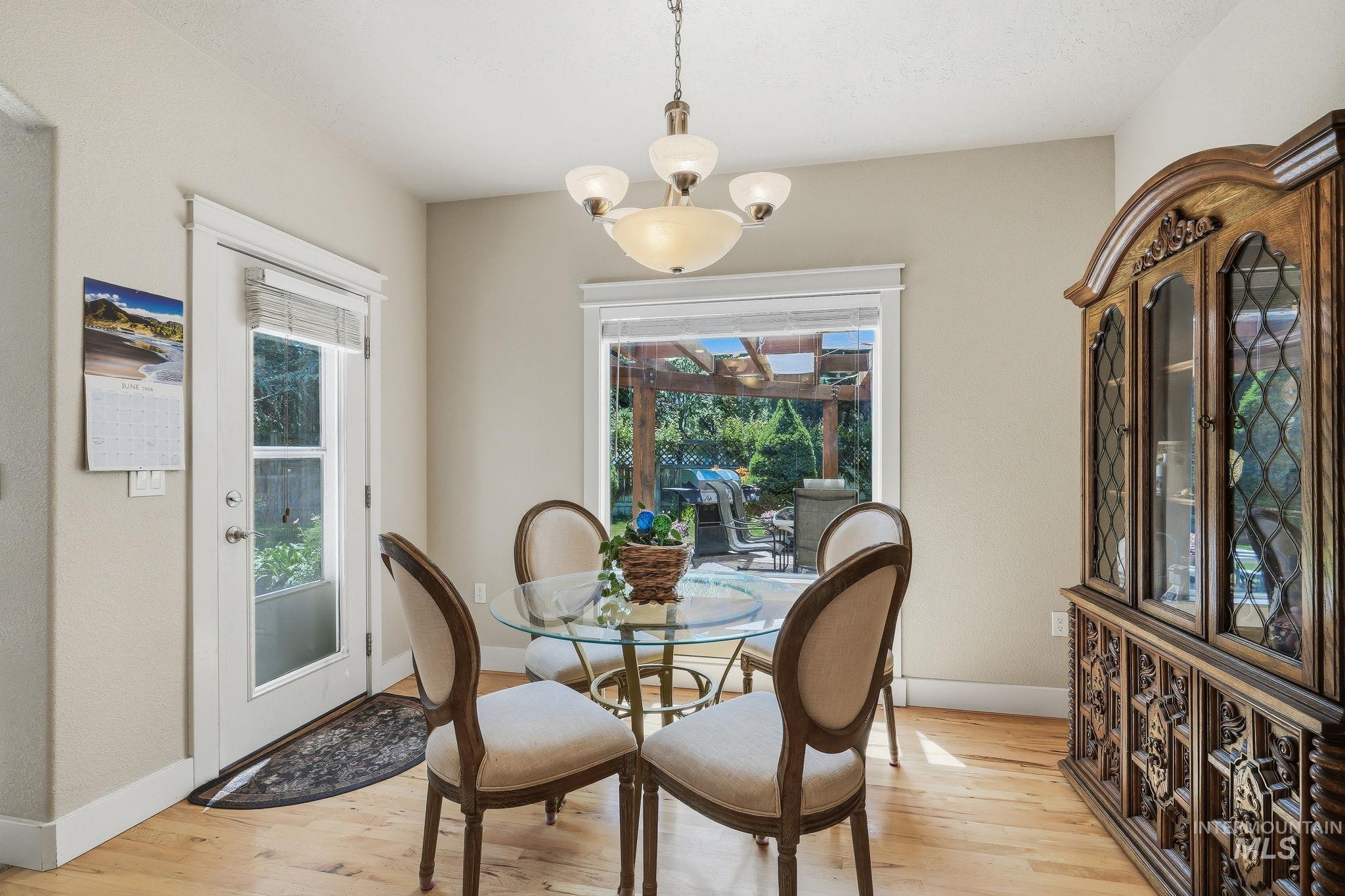 5403 S Pegasus, Boise, Idaho 83716, 5 Bedrooms, 3.5 Bathrooms, Residential For Sale, Price $725,000,MLS 98991623