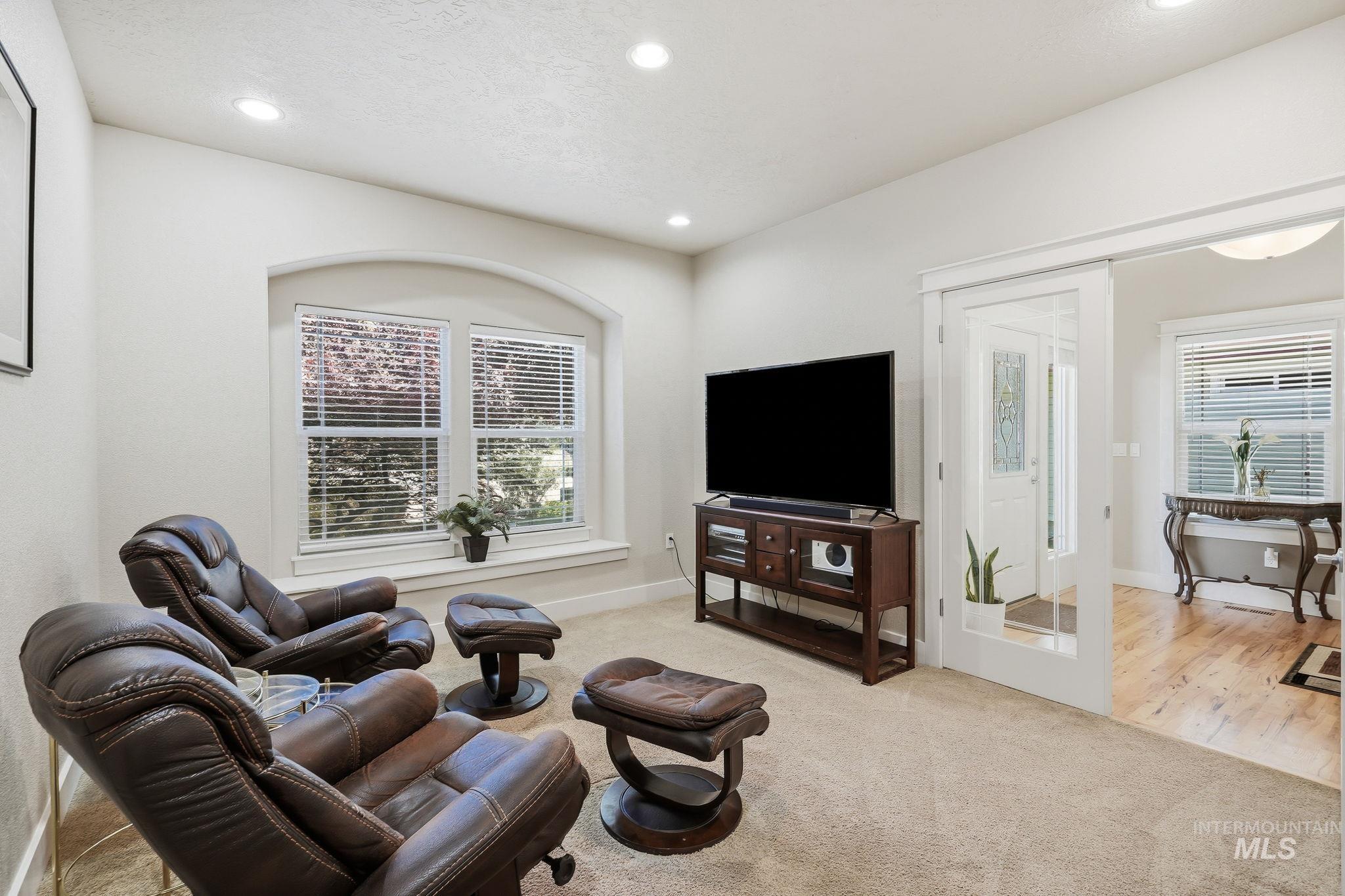 5403 S Pegasus, Boise, Idaho 83716, 5 Bedrooms, 3.5 Bathrooms, Residential For Sale, Price $725,000,MLS 98991623