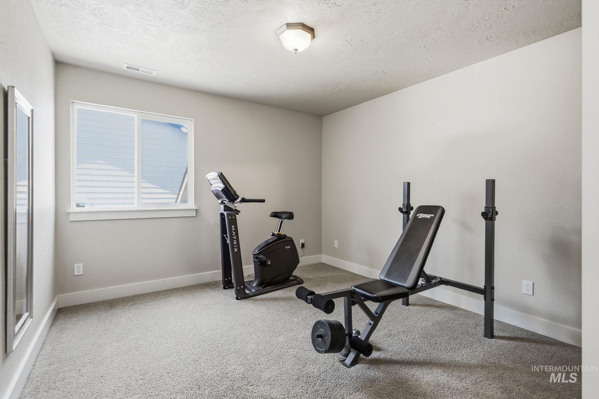 5403 S Pegasus, Boise, Idaho 83716, 5 Bedrooms, 3.5 Bathrooms, Residential For Sale, Price $725,000,MLS 98991623