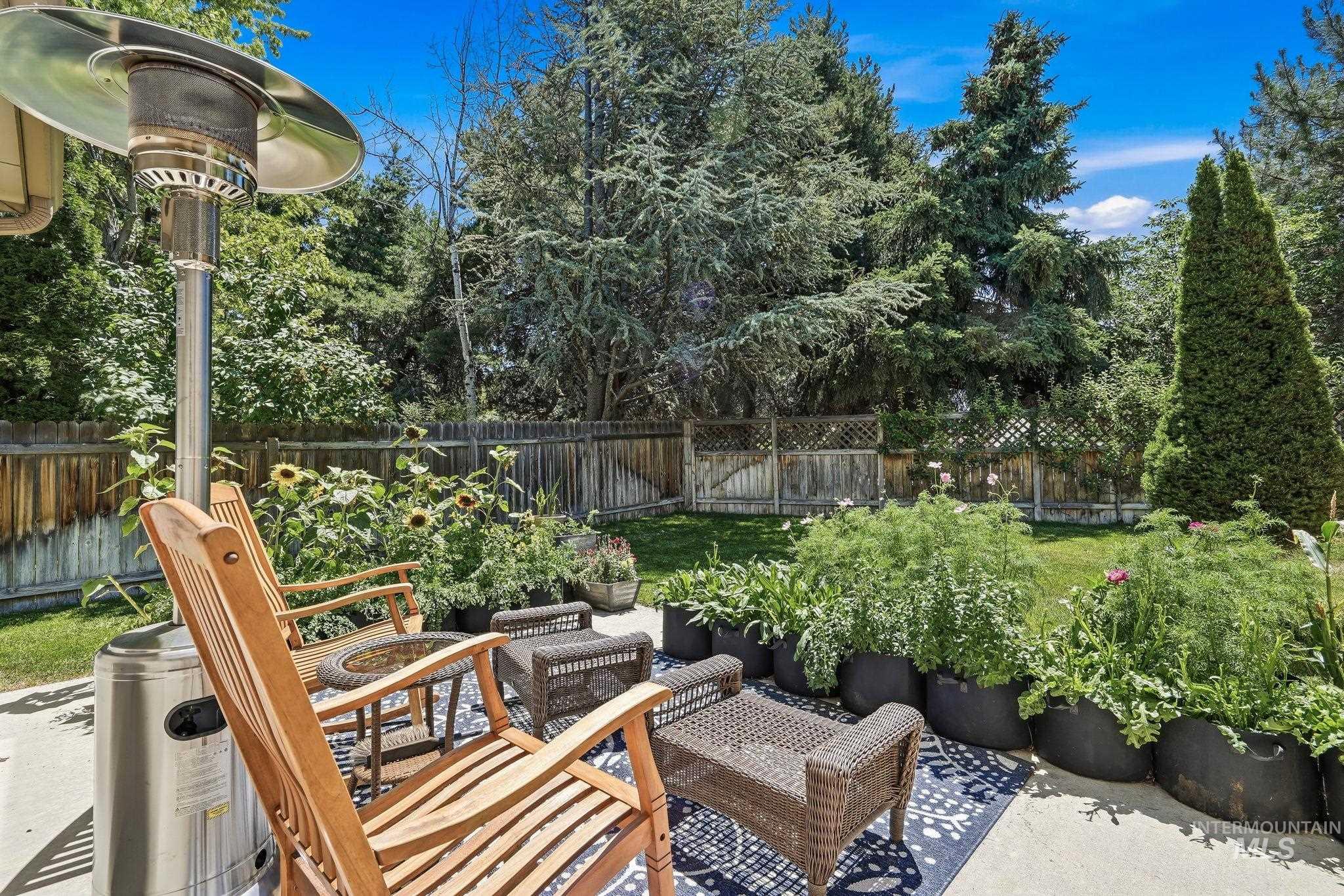5403 S Pegasus, Boise, Idaho 83716, 5 Bedrooms, 3.5 Bathrooms, Residential For Sale, Price $725,000,MLS 98991623