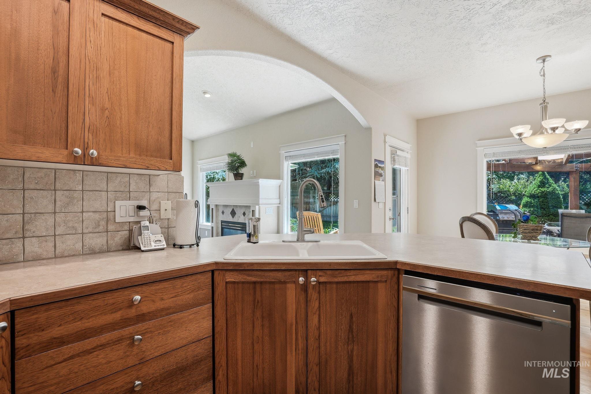 5403 S Pegasus, Boise, Idaho 83716, 5 Bedrooms, 3.5 Bathrooms, Residential For Sale, Price $725,000,MLS 98991623