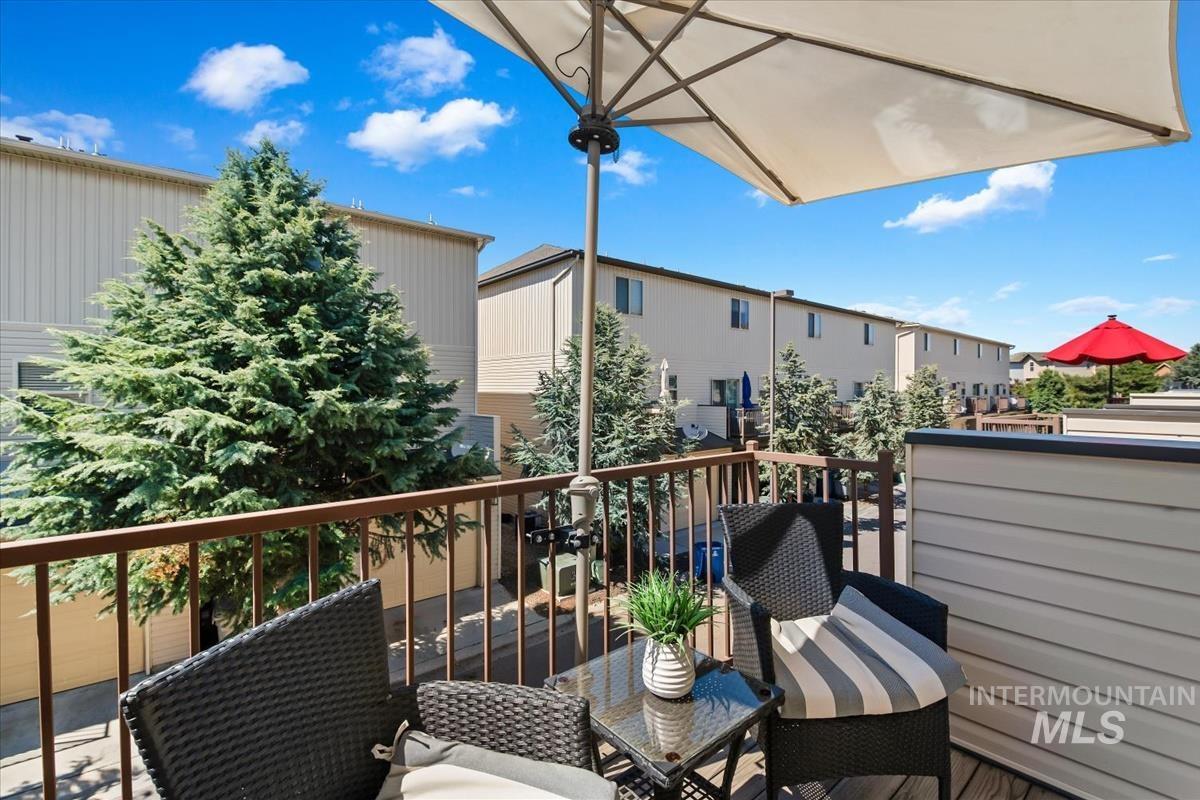 8695 W Pine Valley Ln, Boise, Idaho 83709, 3 Bedrooms, 2.5 Bathrooms, Residential For Sale, Price $345,950,MLS 98991624