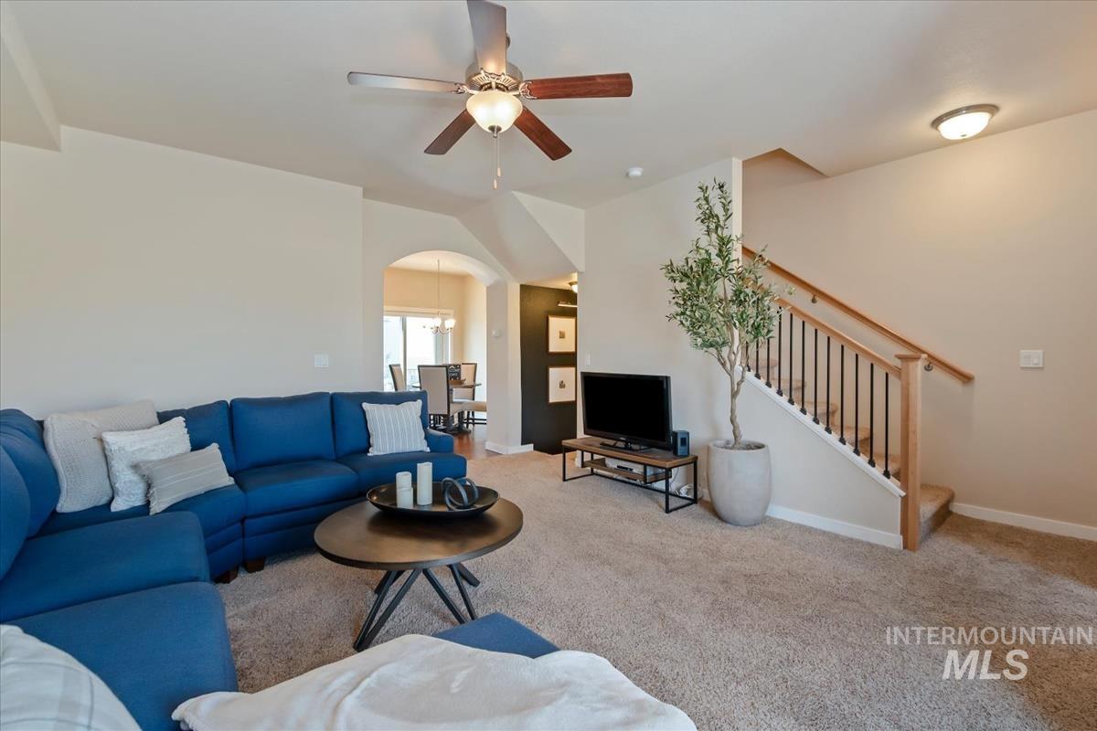 8695 W Pine Valley Ln, Boise, Idaho 83709, 3 Bedrooms, 2.5 Bathrooms, Residential For Sale, Price $345,950,MLS 98991624