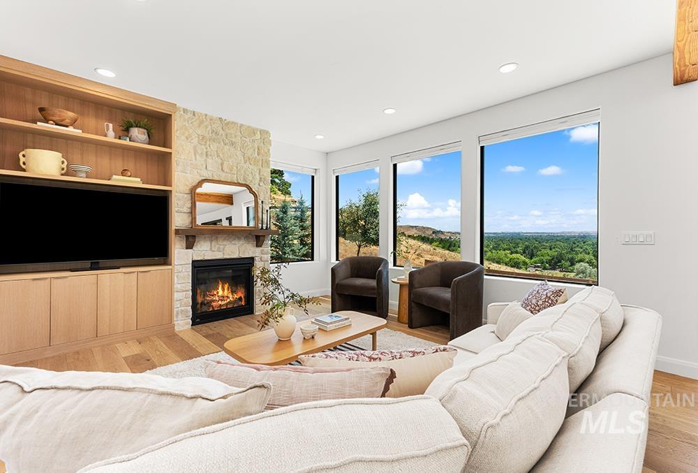 1211 E Shaw Mountain Rd, Boise, Idaho 83712, 3 Bedrooms, 3.5 Bathrooms, Residential For Sale, Price $1,299,000, 98991625