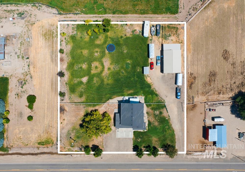 8104 S Happy Valley Rd, Kuna, Idaho 83634, 4 Bedrooms, 2.5 Bathrooms, Residential For Sale, Price $648,000,MLS 98991626