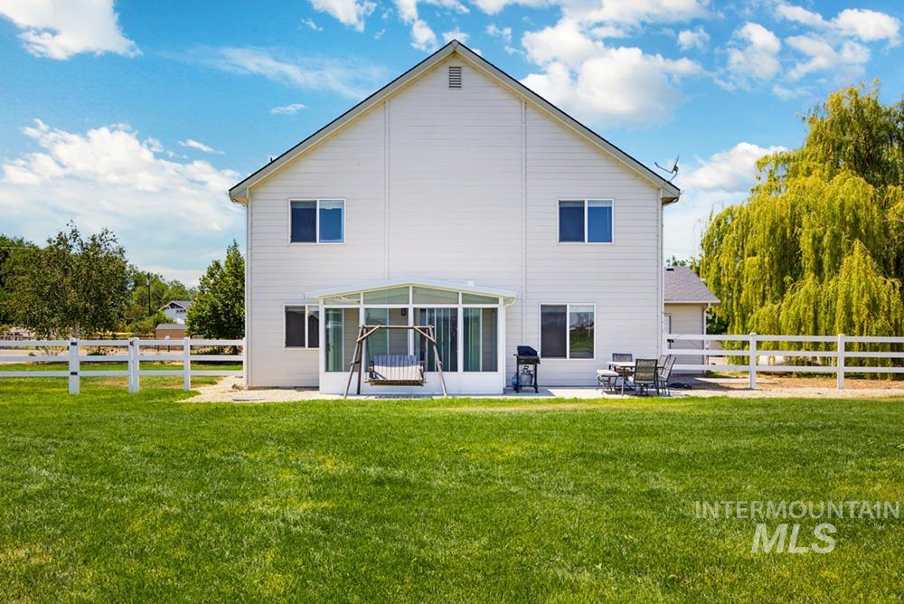 8104 S Happy Valley Rd, Kuna, Idaho 83634, 4 Bedrooms, 2.5 Bathrooms, Residential For Sale, Price $648,000,MLS 98991626