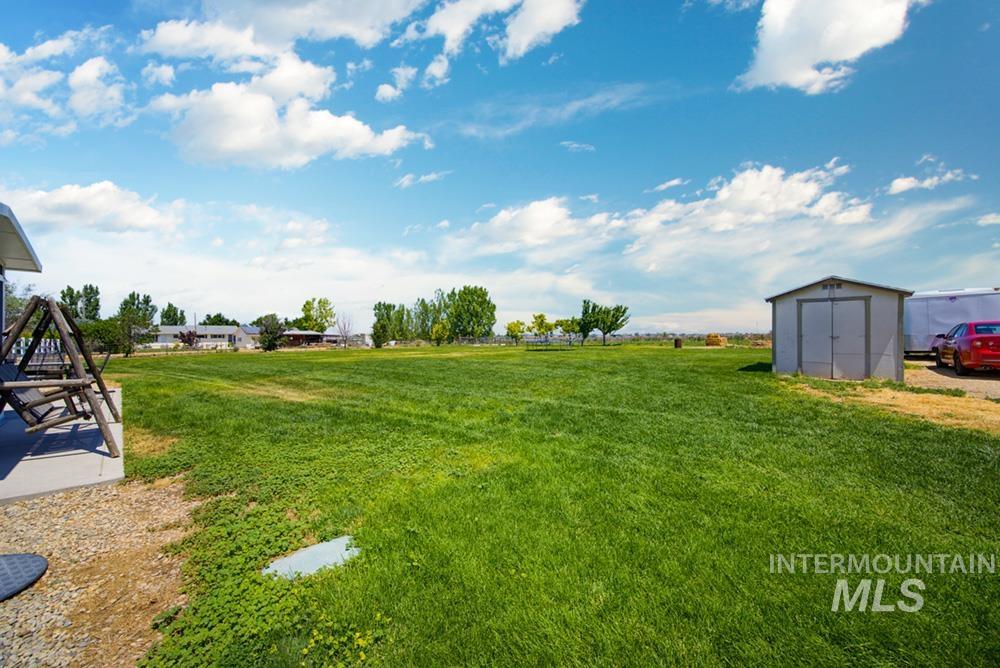 8104 S Happy Valley Rd, Kuna, Idaho 83634, 4 Bedrooms, 2.5 Bathrooms, Residential For Sale, Price $648,000,MLS 98991626