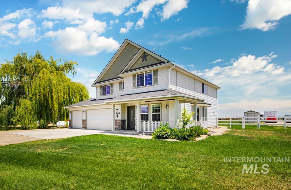 8104 S Happy Valley Rd, Kuna, Idaho 83634, 4 Bedrooms, 2.5 Bathrooms, Residential For Sale, Price $648,000,MLS 98991626