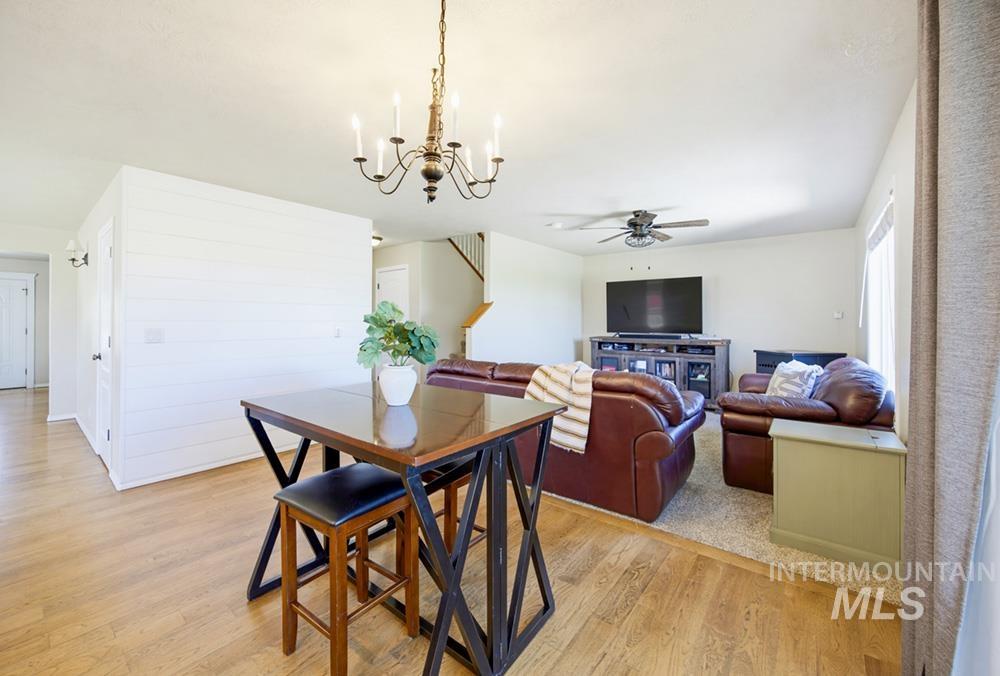 8104 S Happy Valley Rd, Kuna, Idaho 83634, 4 Bedrooms, 2.5 Bathrooms, Residential For Sale, Price $648,000,MLS 98991626