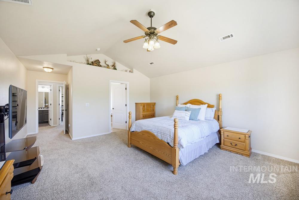 8104 S Happy Valley Rd, Kuna, Idaho 83634, 4 Bedrooms, 2.5 Bathrooms, Residential For Sale, Price $648,000,MLS 98991626