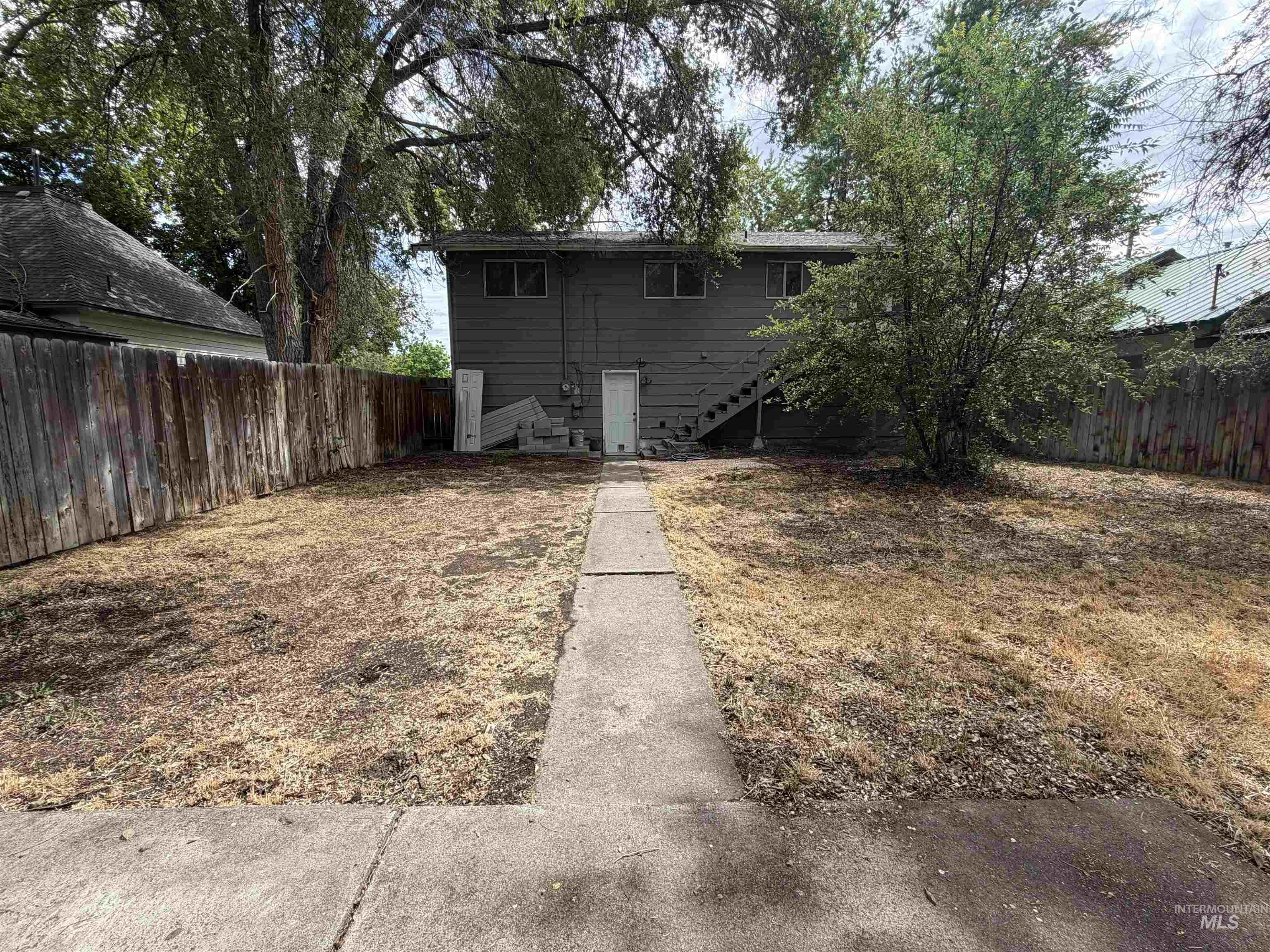 385 S 5th East, Mountain Home, Idaho 83647, 4 Bedrooms, 2 Bathrooms, Residential For Sale, Price $355,000,MLS 98991629