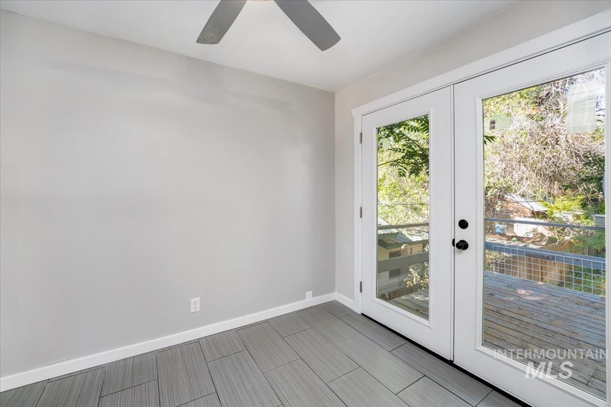 385 S 5th East, Mountain Home, Idaho 83647, 4 Bedrooms, 2 Bathrooms, Residential For Sale, Price $355,000,MLS 98991629