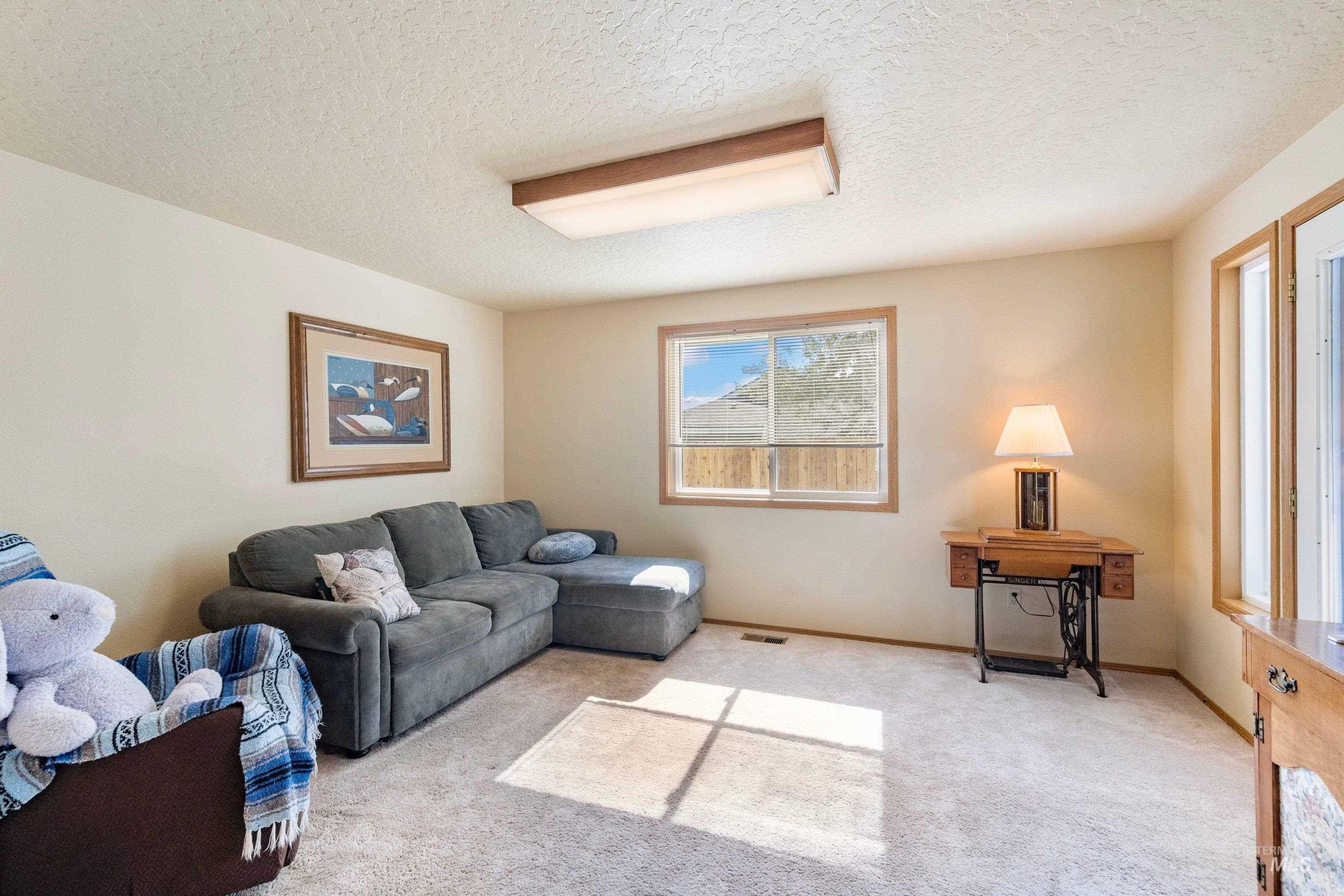 2020 S Juniper Street, Nampa, Idaho 83686, 3 Bedrooms, 2 Bathrooms, Residential For Sale, Price $369,900,MLS 98991630