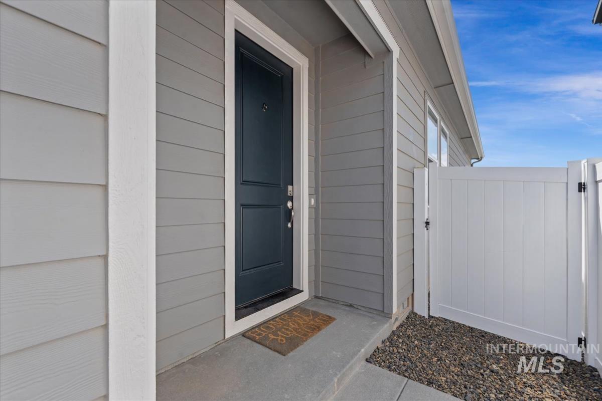 14661 Wing Spread Dr, Caldwell, Idaho 83607, 3 Bedrooms, 2 Bathrooms, Residential For Sale, Price $369,000,MLS 98991632