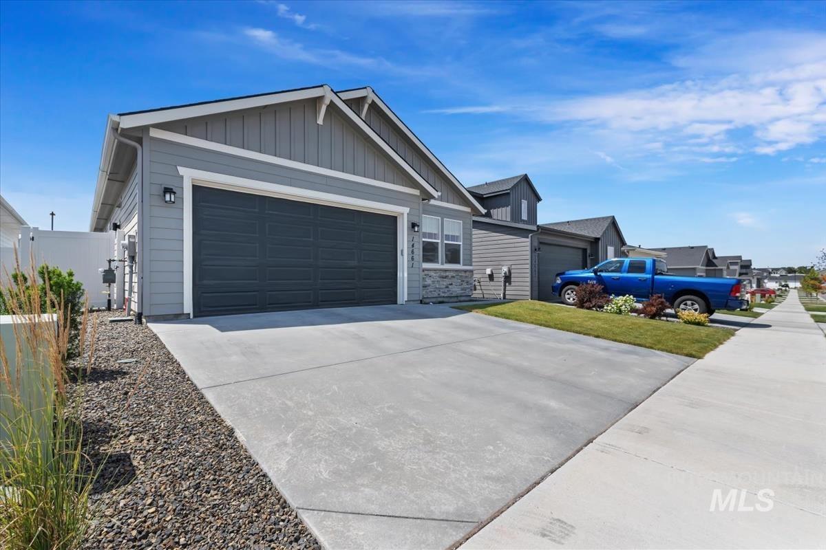 14661 Wing Spread Dr, Caldwell, Idaho 83607, 3 Bedrooms, 2 Bathrooms, Residential For Sale, Price $369,000,MLS 98991632
