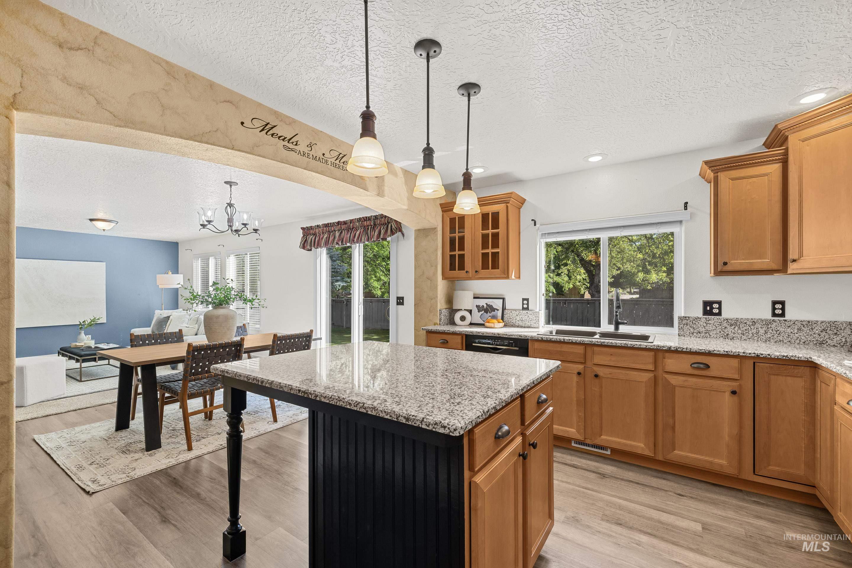 5036 E Fescue Dr, Boise, Idaho 83716, 4 Bedrooms, 2.5 Bathrooms, Residential For Sale, Price $649,900,MLS 98991633