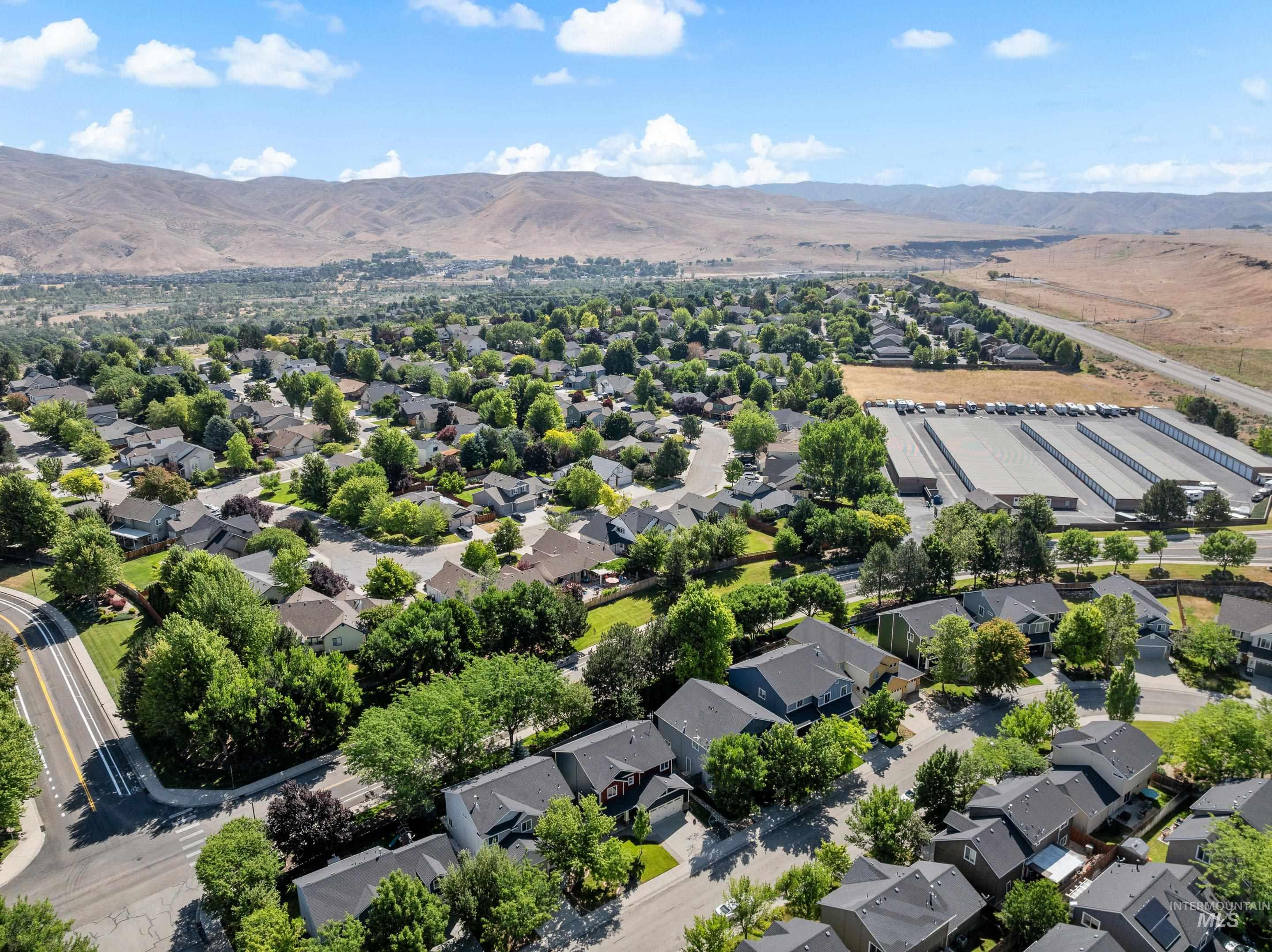 5036 E Fescue Dr, Boise, Idaho 83716, 4 Bedrooms, 2.5 Bathrooms, Residential For Sale, Price $649,900,MLS 98991633