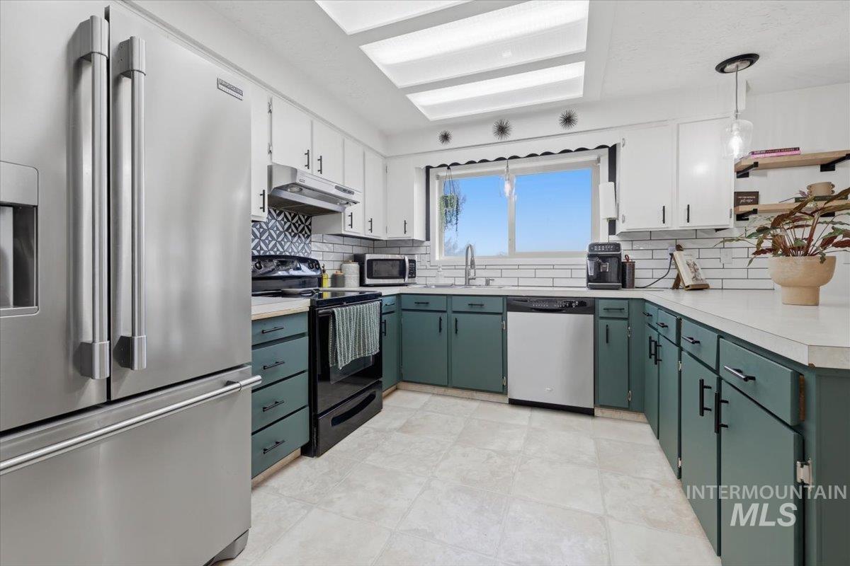 14110 Towers Dr, Caldwell, Idaho 83607, 3 Bedrooms, 2 Bathrooms, Residential For Sale, Price $539,900,MLS 98991634