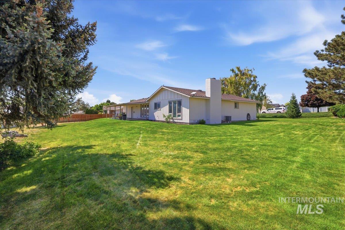 14110 Towers Dr, Caldwell, Idaho 83607, 3 Bedrooms, 2 Bathrooms, Residential For Sale, Price $539,900,MLS 98991634